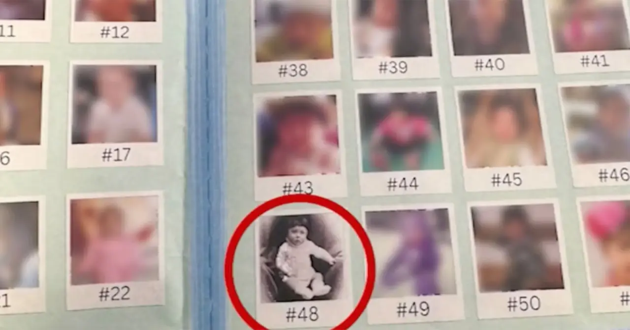 Foto de Hitler Bebé Parou em Anuário Escolar nos EUA