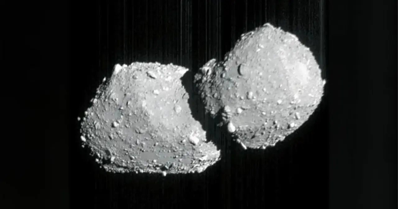 JAXA capta foto nítida de asteroide de duas cabeças a 100M km