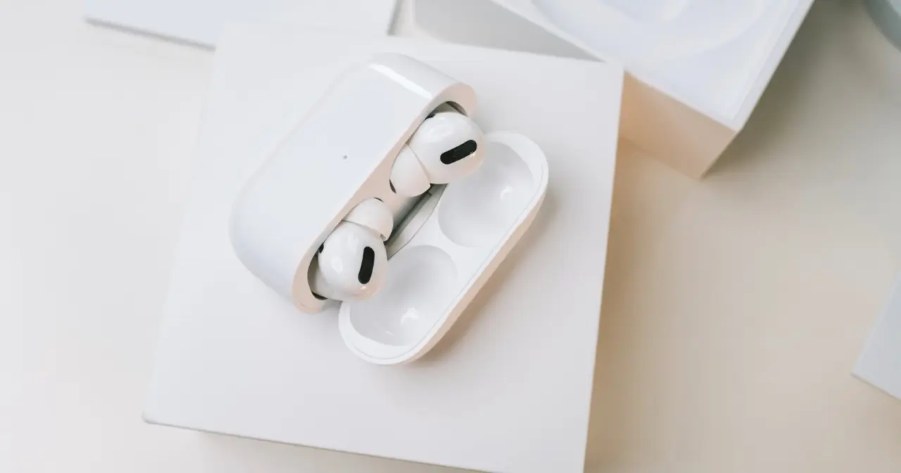 AirPods com câmaras podem chegar ainda em 2026
